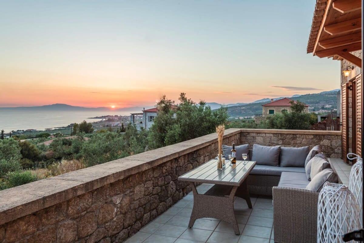 Mani Panoramic Seaviews - Luxury Summer Haven Λεύκτρο Εξωτερικό φωτογραφία