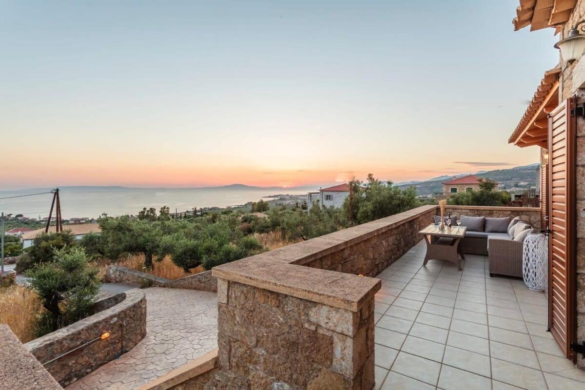 Mani Panoramic Seaviews - Luxury Summer Haven Λεύκτρο Εξωτερικό φωτογραφία